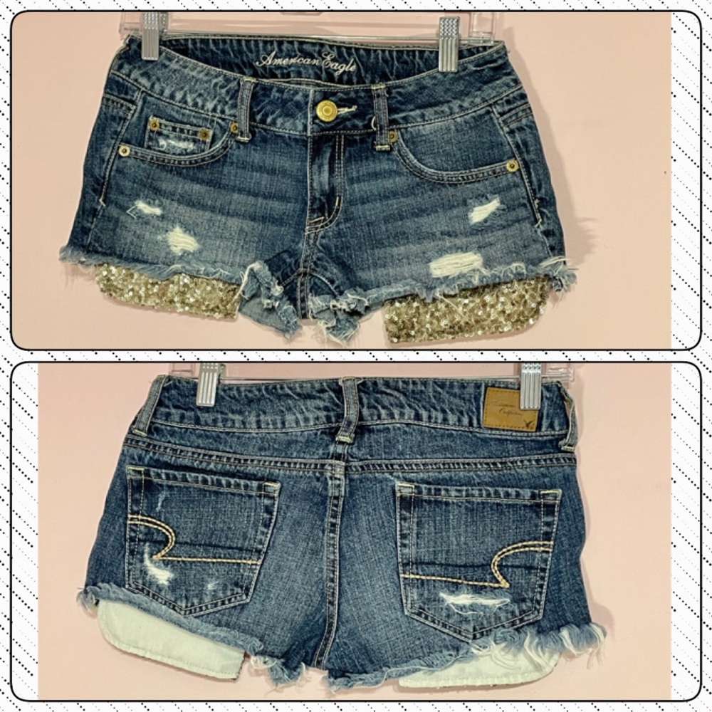 AMERICAN EAGLE OUTFITTERS JEANS SHORTS w/ GOLD SEQUIN POCKETS…Sz 0 NWOT